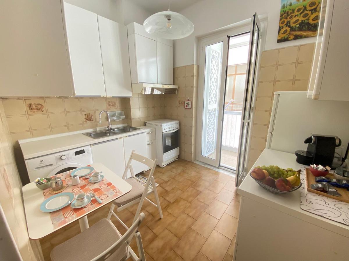 Apartmán Dimora De Amicis 88 Bari Exteriér fotografie